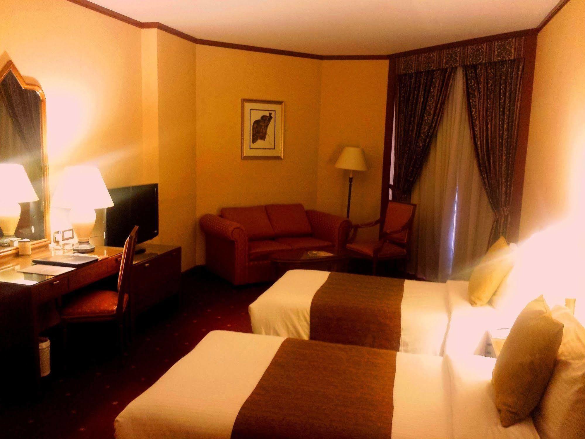 Safir International Hotel Kuwait Kuveyt Dış mekan fotoğraf